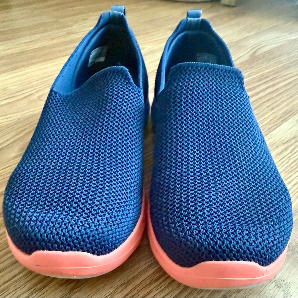 Skechers Stretch Fit Navy and Multi Athletic Slip-Ons - Picture 2 of 7